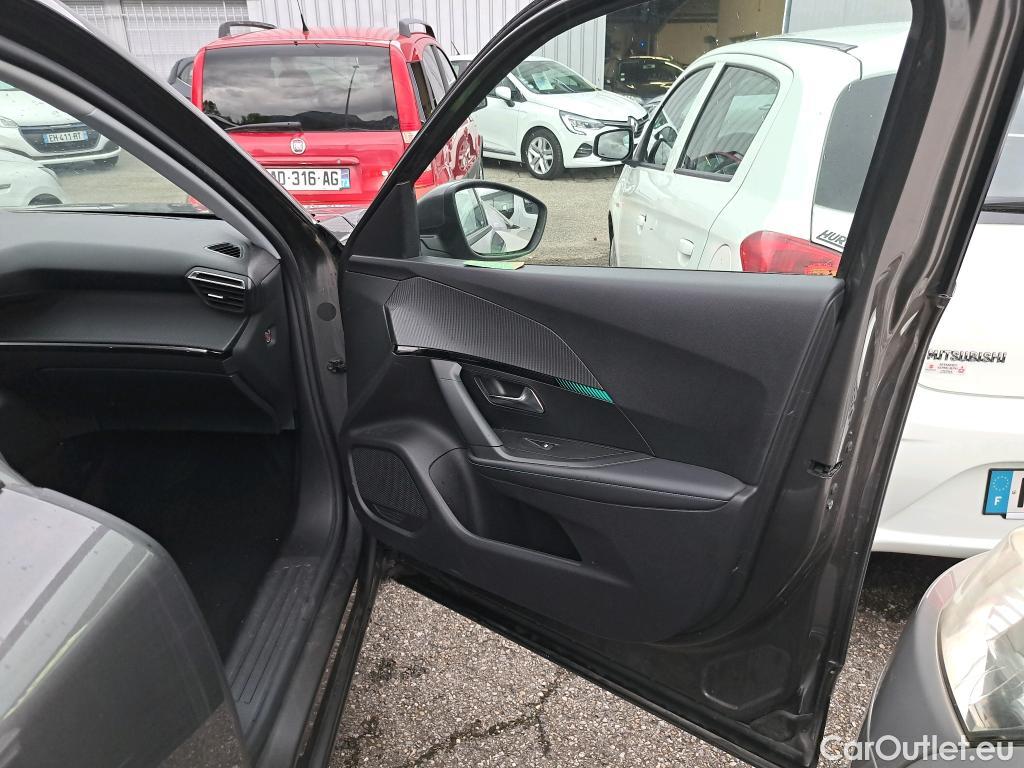  Peugeot  2008  Allure Business 1.2 PureTech 100CV BVM6 E6d #18