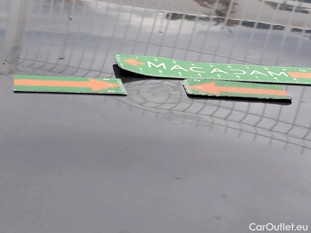  Peugeot  2008  Allure Business 1.2 PureTech 100CV BVM6 E6d #23