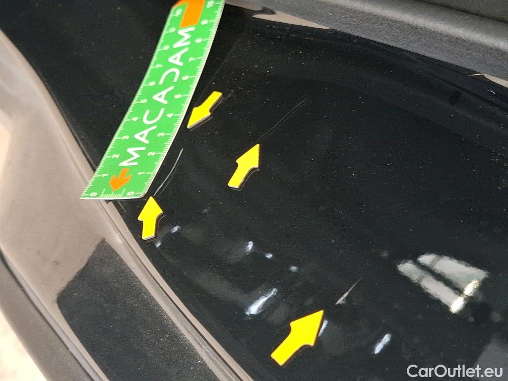  Renault  Kadjar RENAULT  / 2018 / 5P / Crossover Techno TCe 140 EDC #24