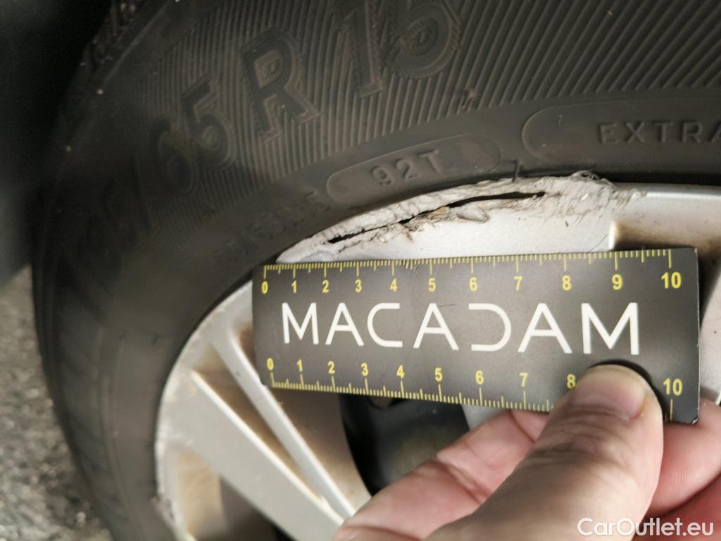  Peugeot  208  Affaire Premium Pack 1.5 HDi 100CV BVM5 E6dT #9