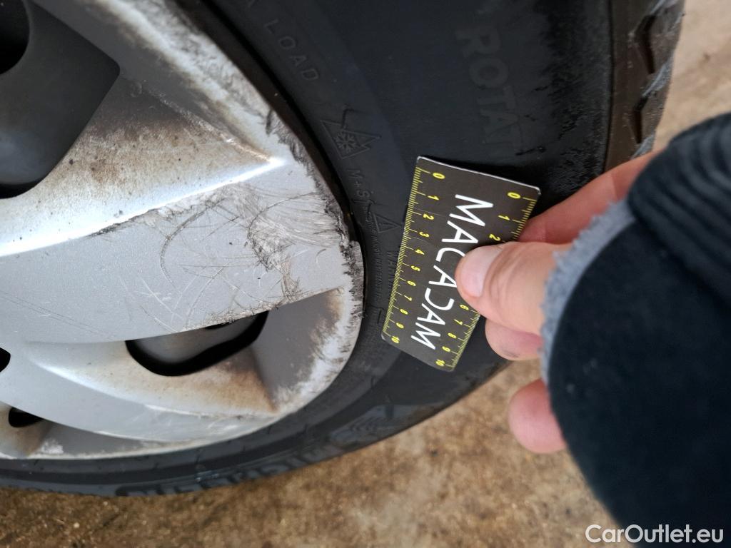  Renault  Kangoo  Express Maxi Extra (Série Spéciale) 1.5 dCi 90CV BVM5 E6 #33