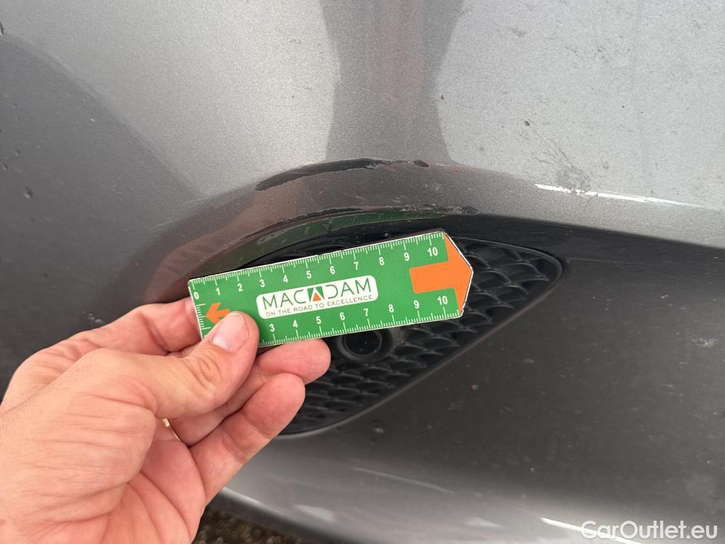  Mercedes  A-Klasse MERCEDES-BENZ Classe A Berline / 2018 / 4P / Berline A 180 d Business Line 8G-DCT #2