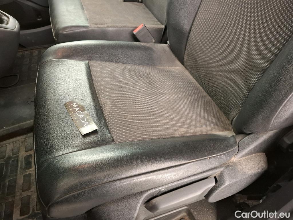  Peugeot  Expert  Fourgon Premium L2 1.5 HDi 120CV BVM6 E6d #19