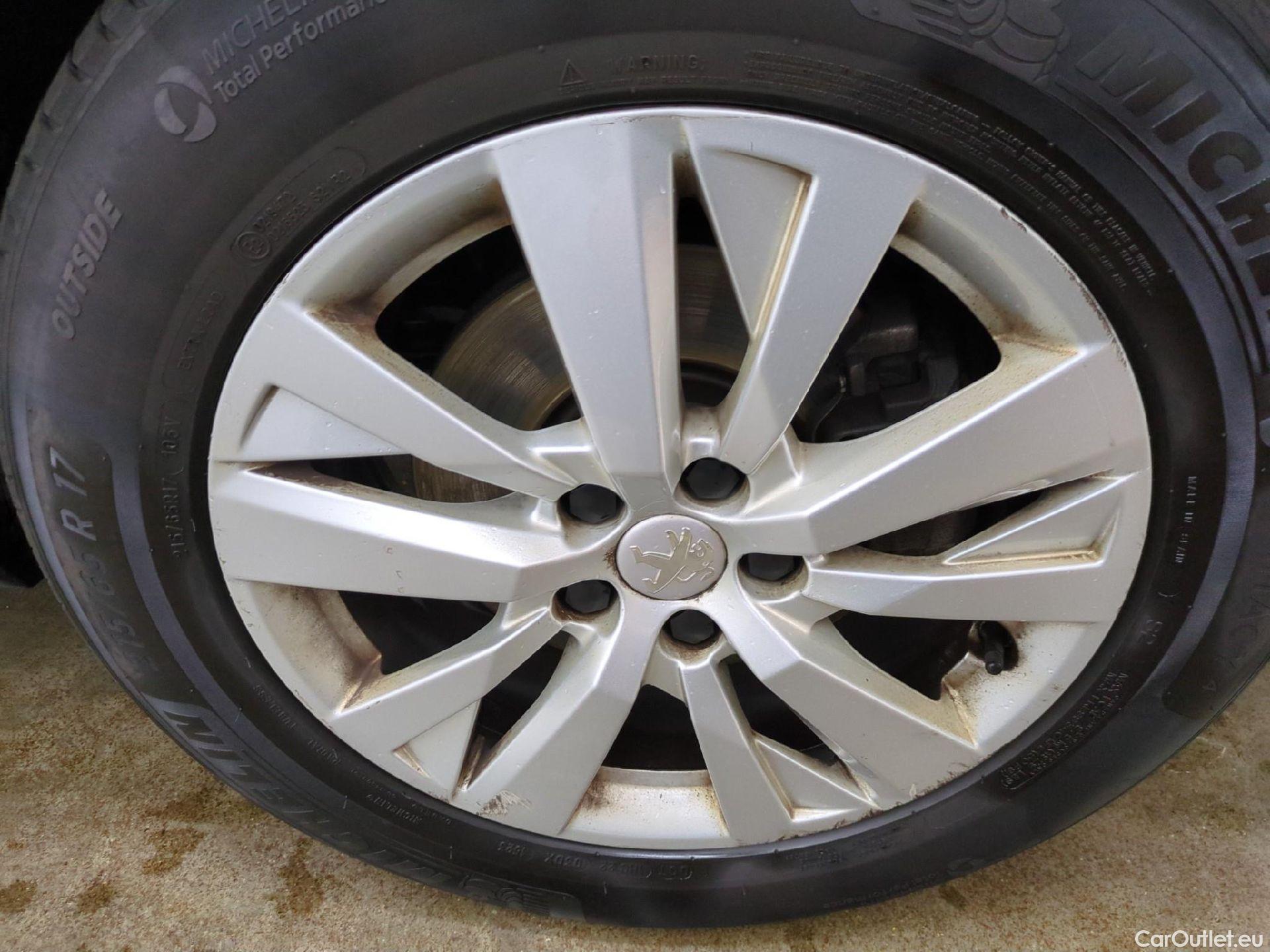  Peugeot  3008  Active Business 1.5 HDi 130CV BVA8 E6d #10