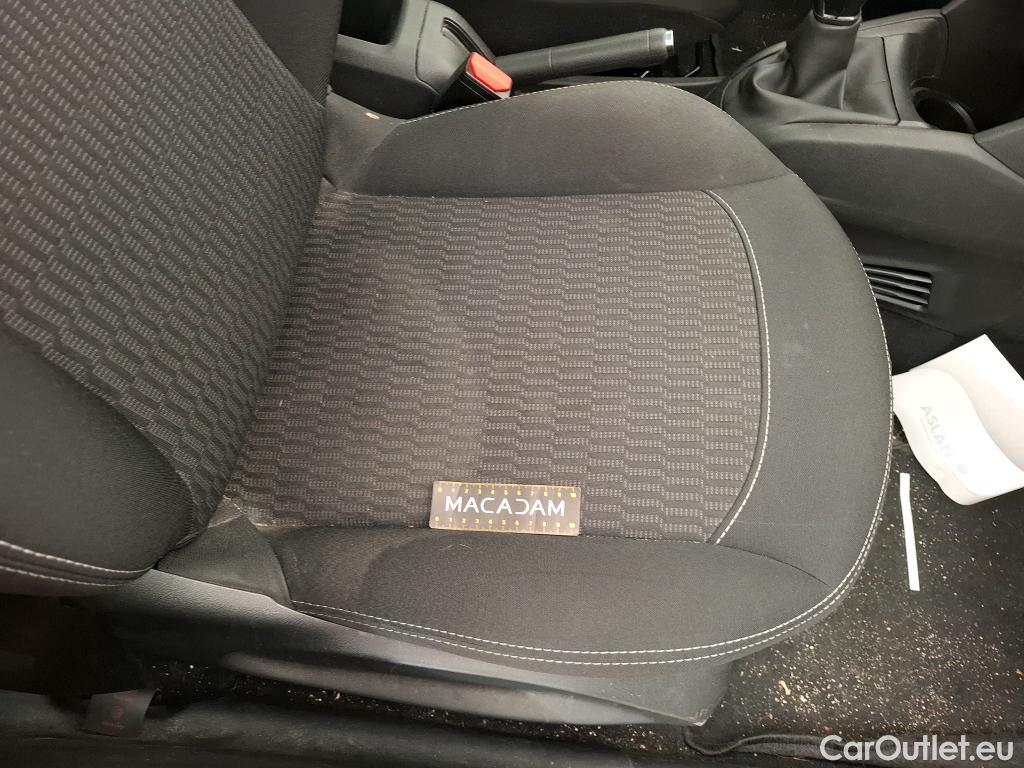  Peugeot  208  Active 1.2 PureTech 80CV BVM5 E6 #32