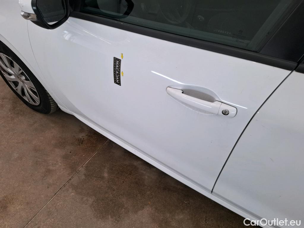  Peugeot  208  Active 1.2 PureTech 80CV BVM5 E6 #27