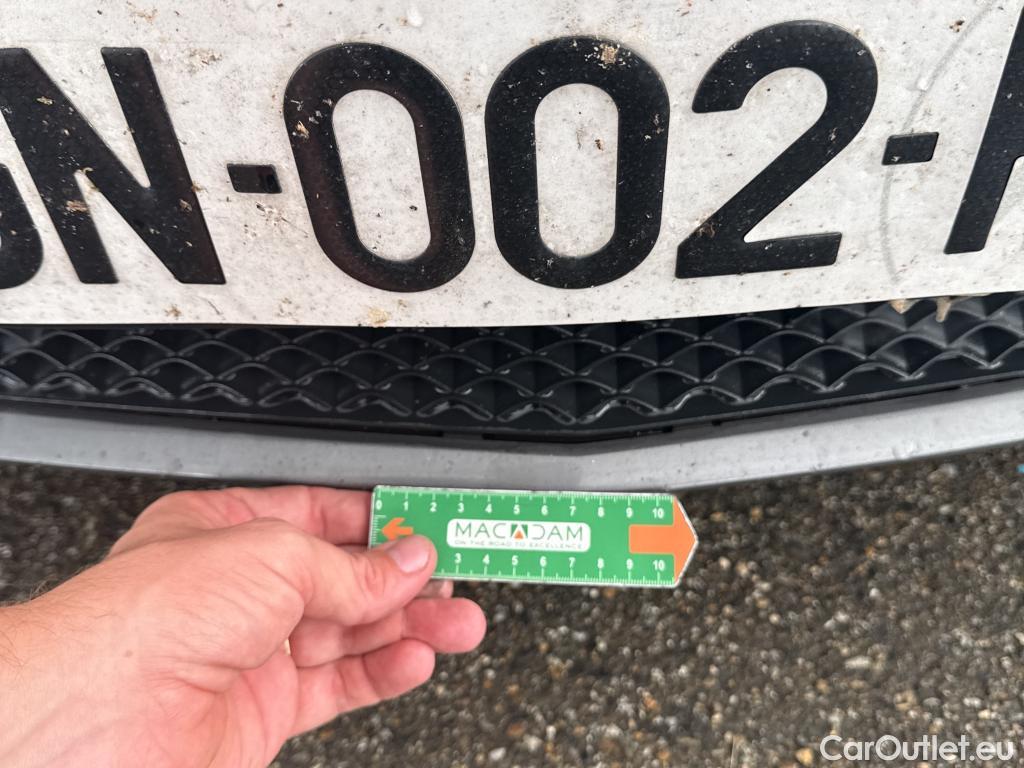  Mercedes  A-Klasse MERCEDES-BENZ Classe A Berline / 2018 / 4P / Berline A 180 d Business Line 8G-DCT #7