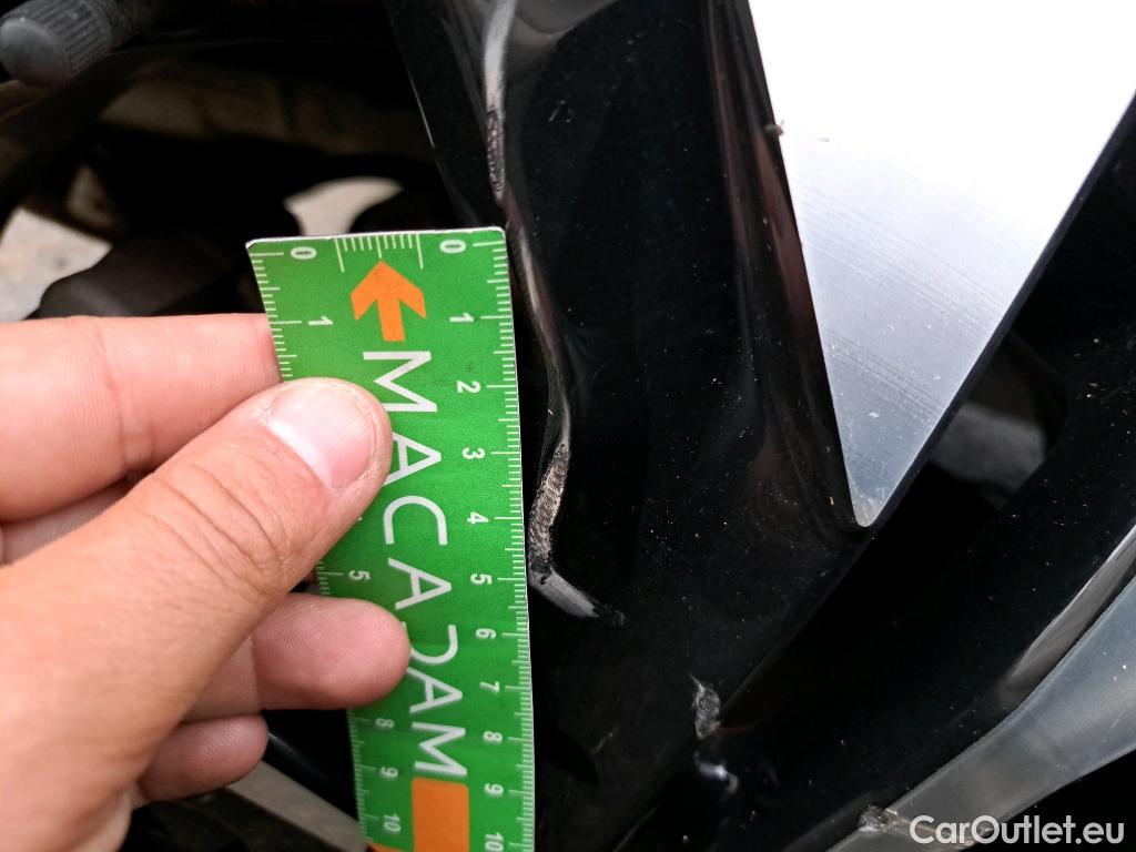  Peugeot  2008  Allure Business 1.2 PureTech 100CV BVM6 E6d #31