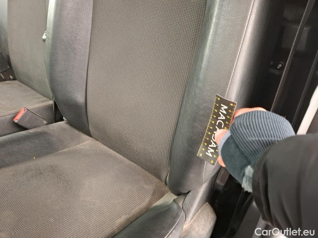  Peugeot  Expert  Fourgon Premium L2 1.5 HDi 120CV BVM6 E6d #28