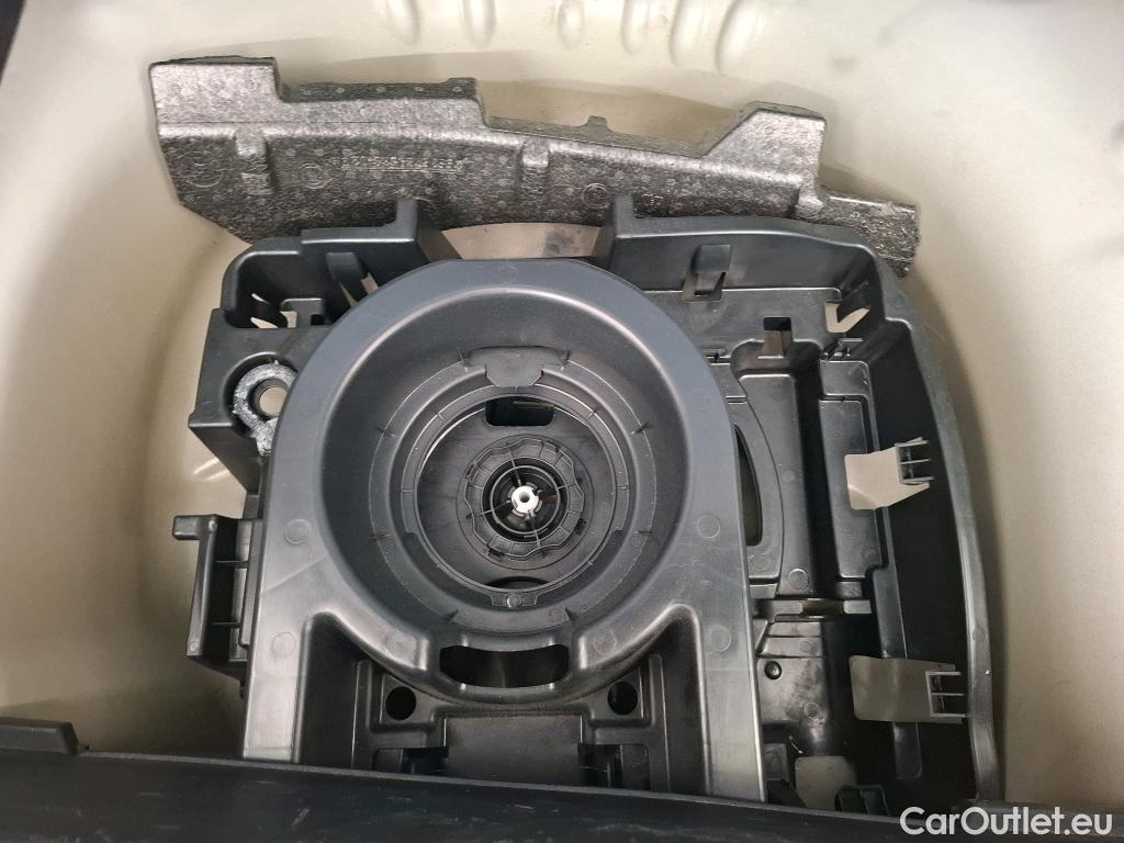  Peugeot  208  Active 1.2 PureTech 80CV BVM5 E6 #24