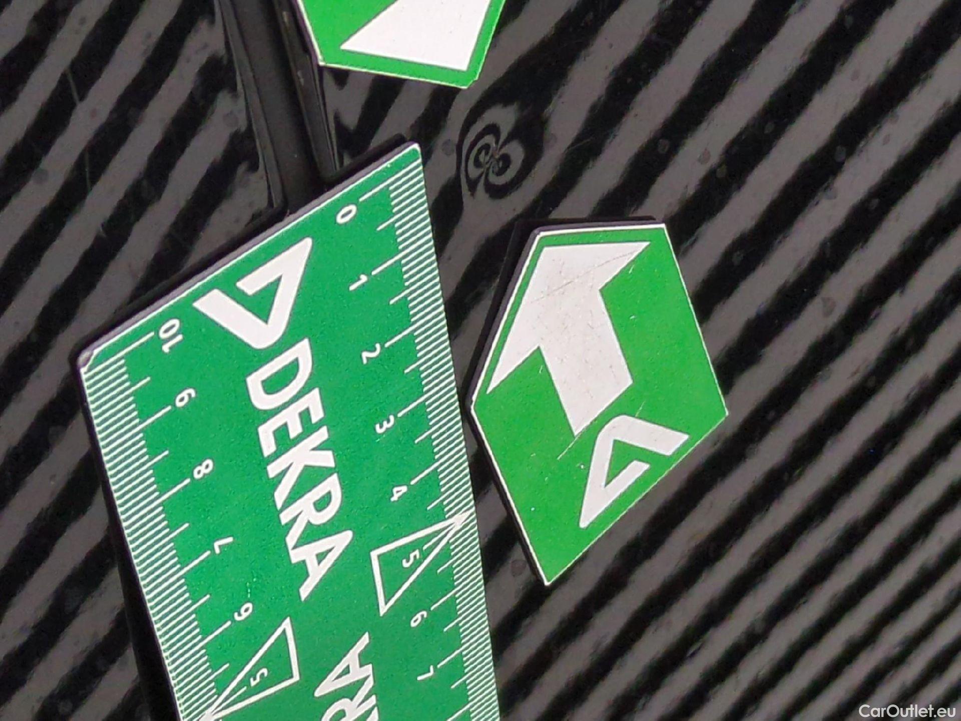  Peugeot  3008  Active Business 1.5 HDi 130CV BVA8 E6d #15