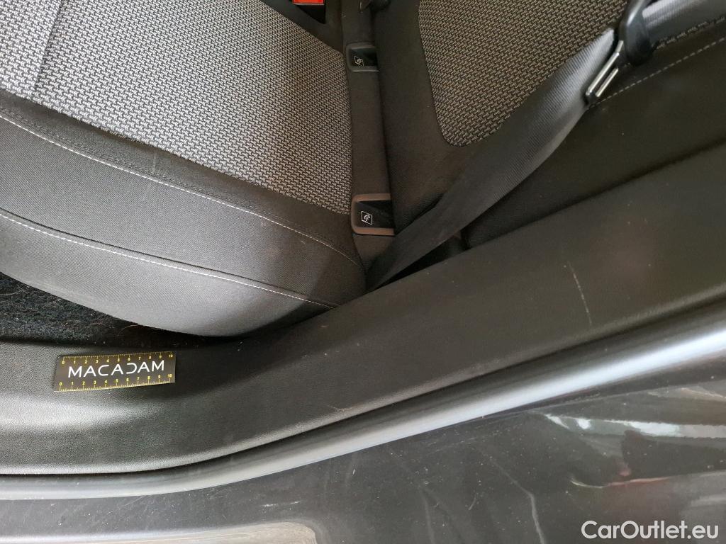  Opel   Grandland X Grandland X Business Edition 1.2 Turbo 130CV BVA8 E6d #5