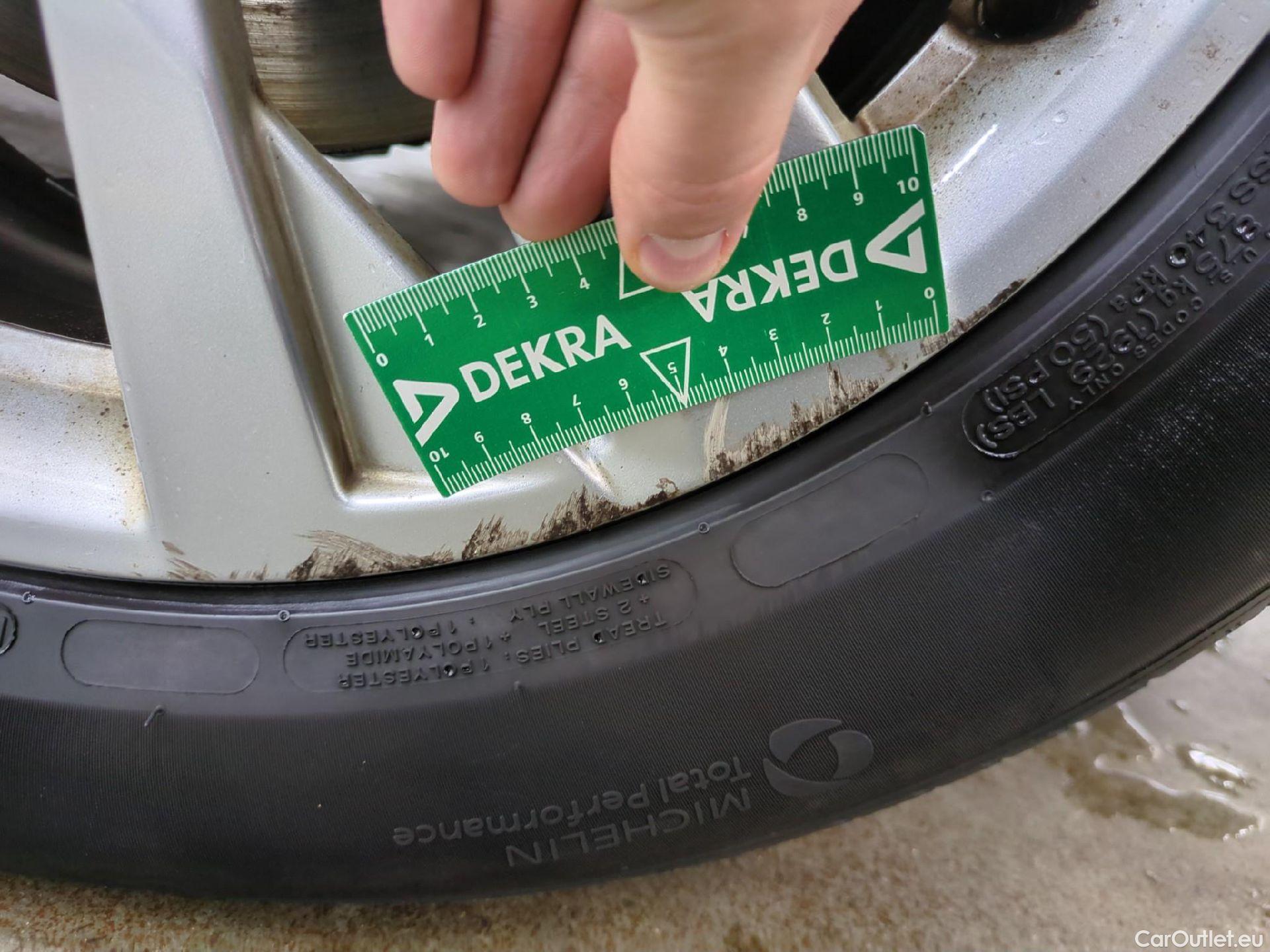  Peugeot  3008  Active Business 1.5 HDi 130CV BVA8 E6d #7