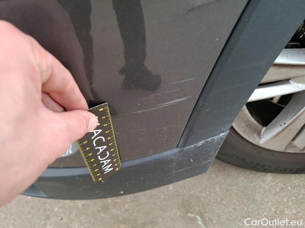  Opel   Grandland X Grandland X Business Edition 1.2 Turbo 130CV BVA8 E6d #4