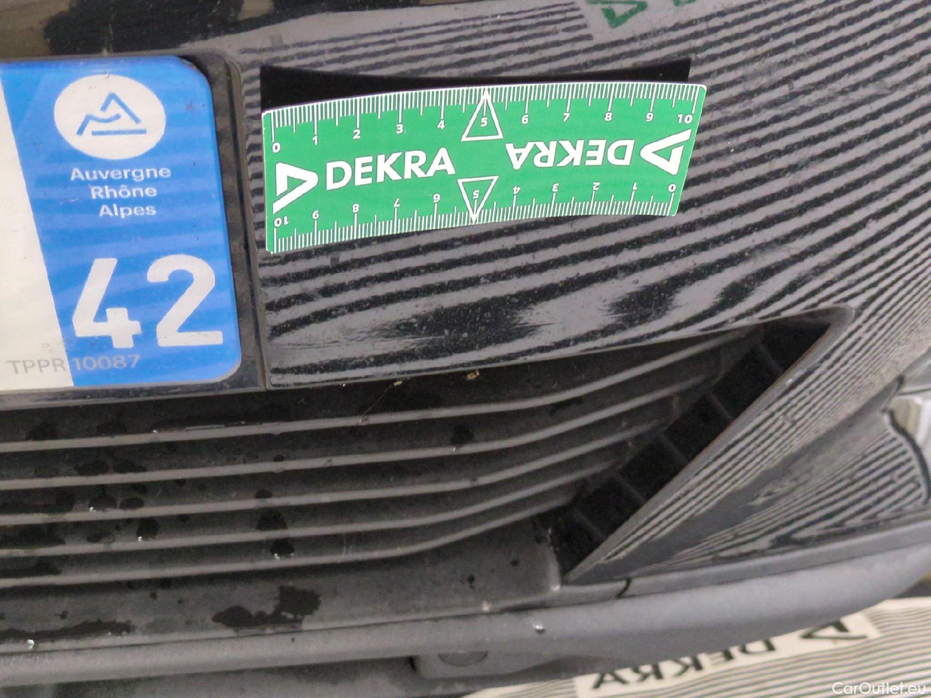  Peugeot  3008  Active Business 1.5 HDi 130CV BVA8 E6d #20