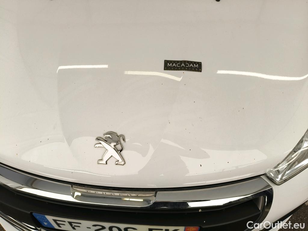  Peugeot  208  Affaire Premium Pack 1.5 HDi 100CV BVM5 E6dT #1