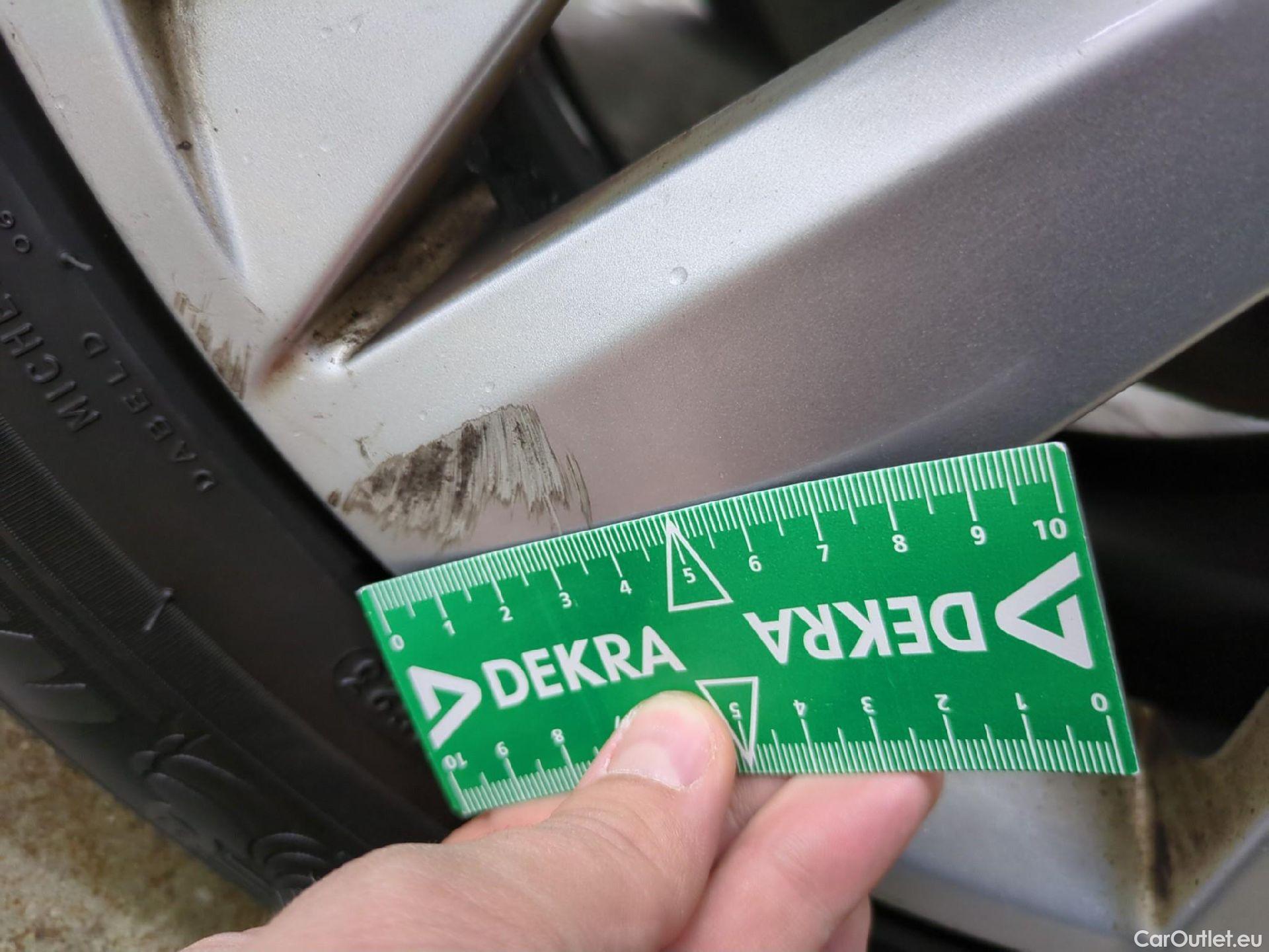  Peugeot  3008  Active Business 1.5 HDi 130CV BVA8 E6d #8