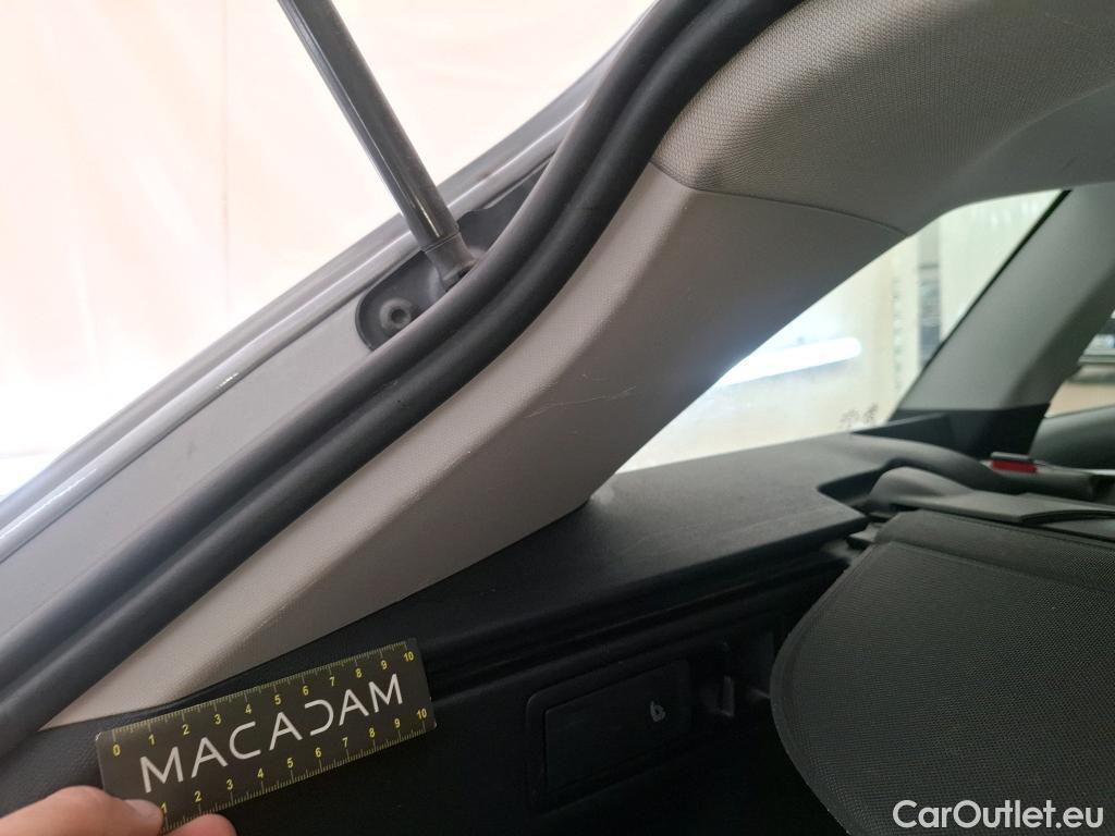  Seat  Leon SEAT  Sportstourer / 2020 / 5P / Break 2.0 TDI 150 DSG S&S Style Business #32