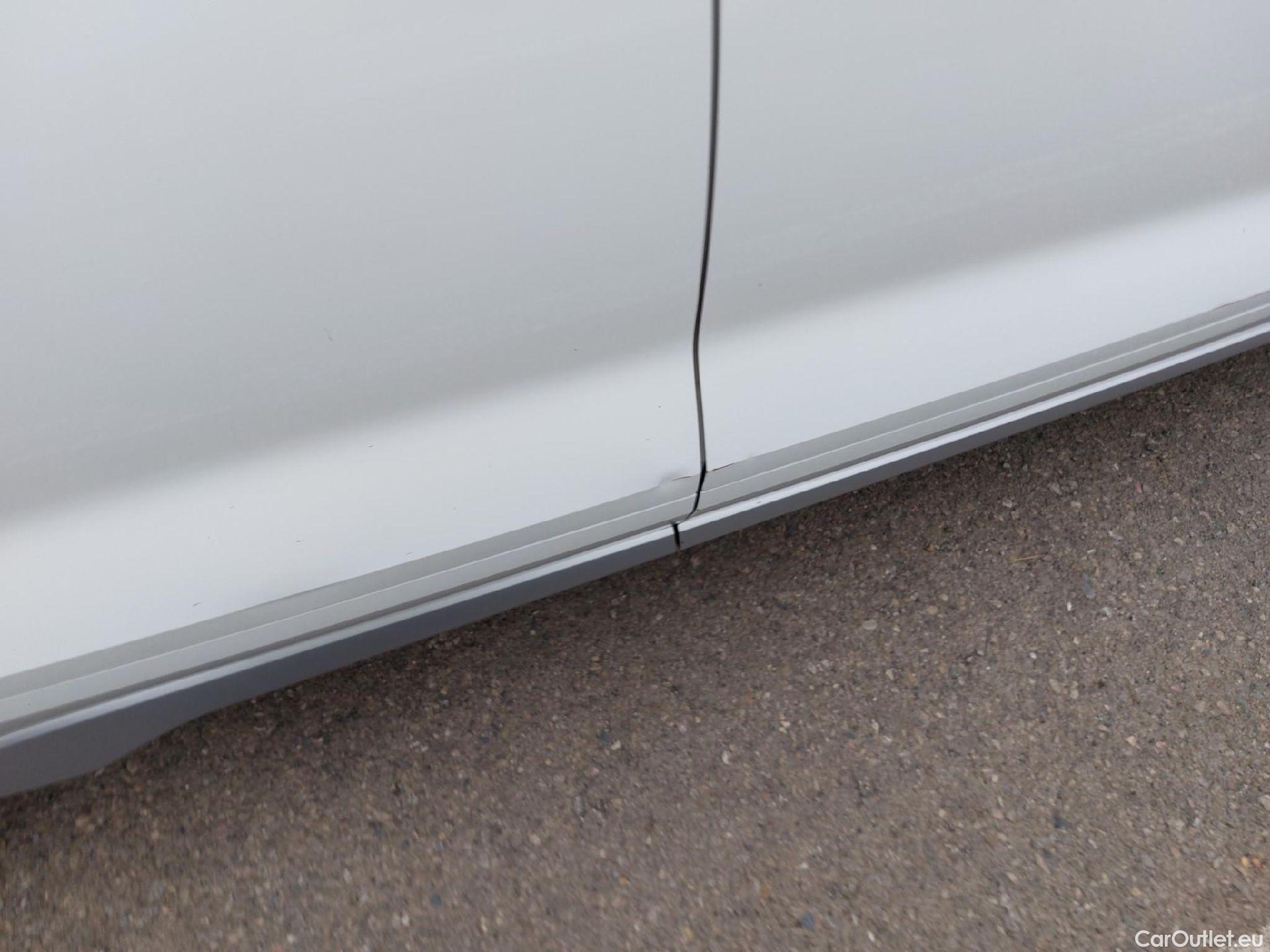  Audi  Q5 AUDI  / 2020 / 5P / todoterreno S Line 50 TFSI e quattro-ultra #29