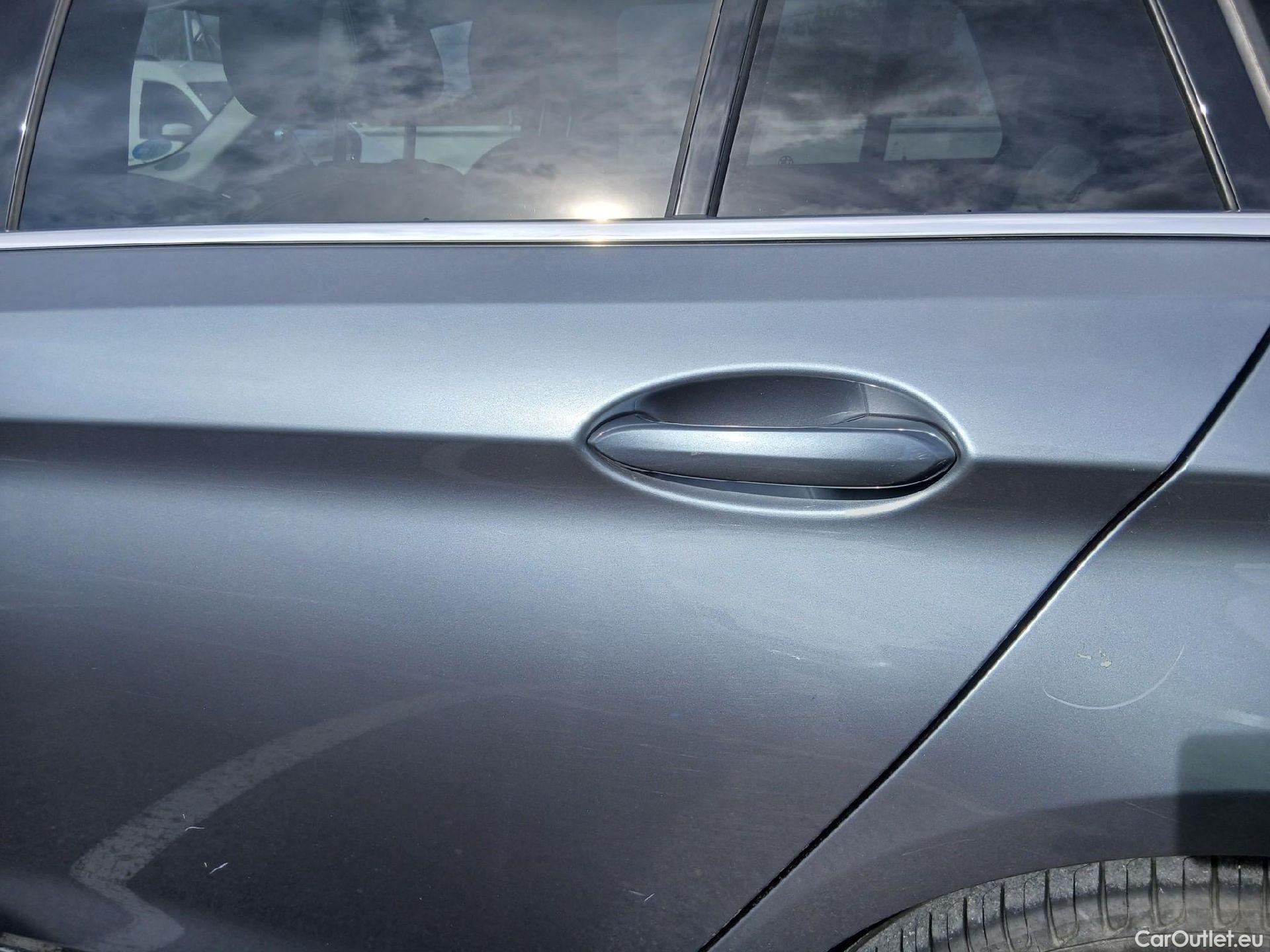  Bmw  Serie 5 BMW  / 2020 / 5P / familiar 520dA Touring #13