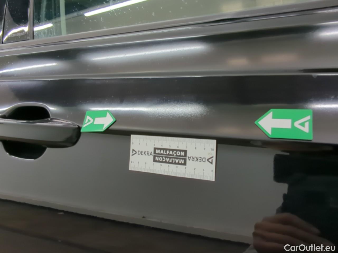  Volkswagen  Polo VOLKSWAGEN  / 2017 / 5P / Berline 1.0 TSI 95 Lounge #4