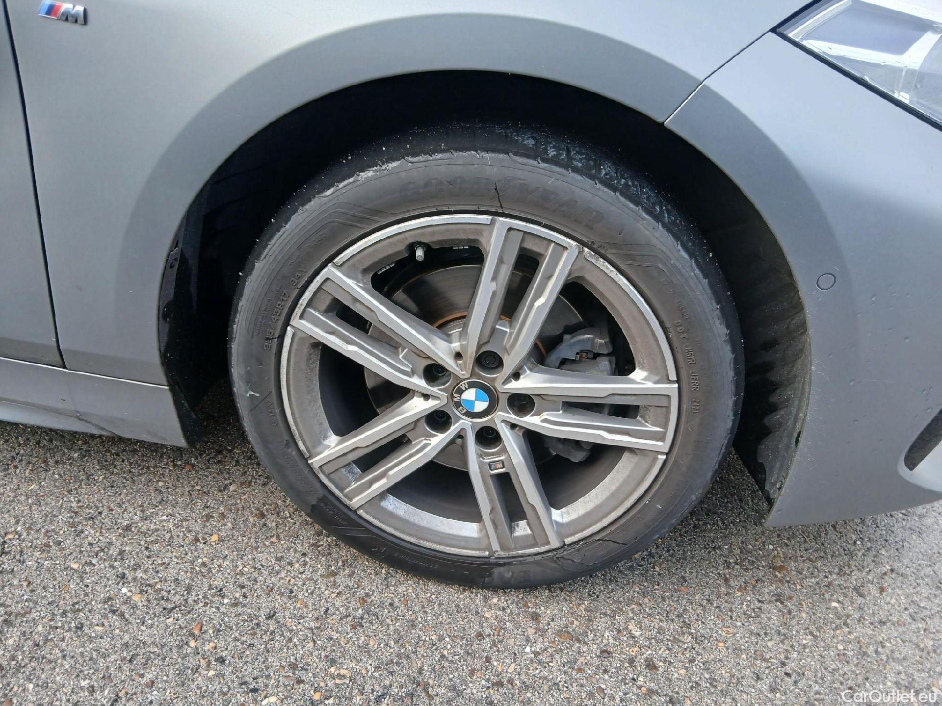  Bmw  Serie 1 BMW  / 2019 / 5P / berlina con portón 118i #41