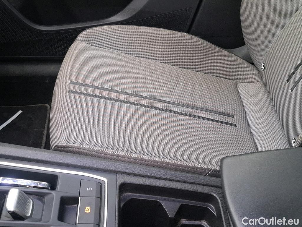  Seat  Leon SEAT  Sportstourer / 2020 / 5P / Break 2.0 TDI 150 DSG S&S Style Business #61