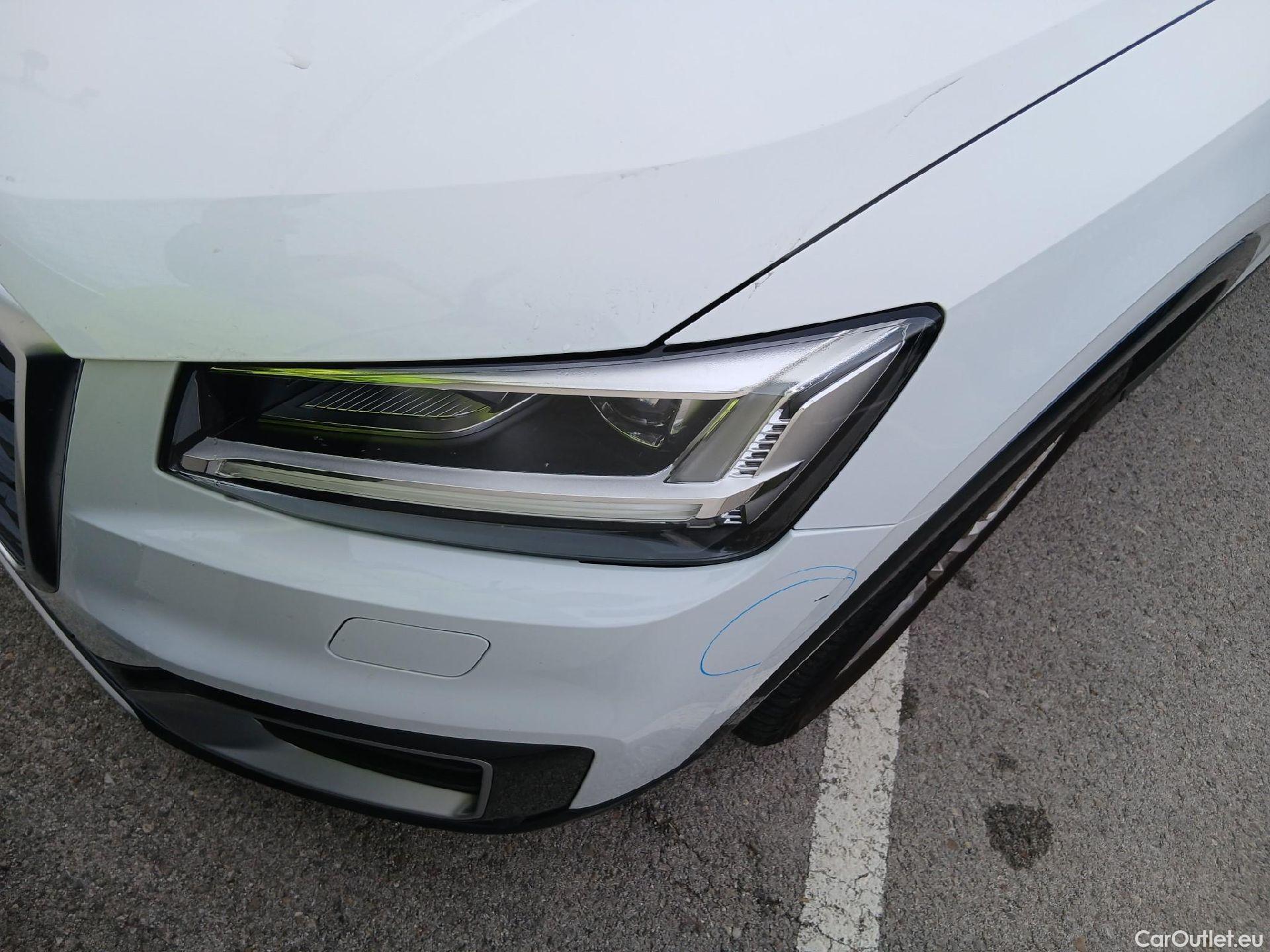  Audi  Q2 AUDI  / 2016 / 5P / todoterreno Design 30 TFSI 85kW (116CV) #10