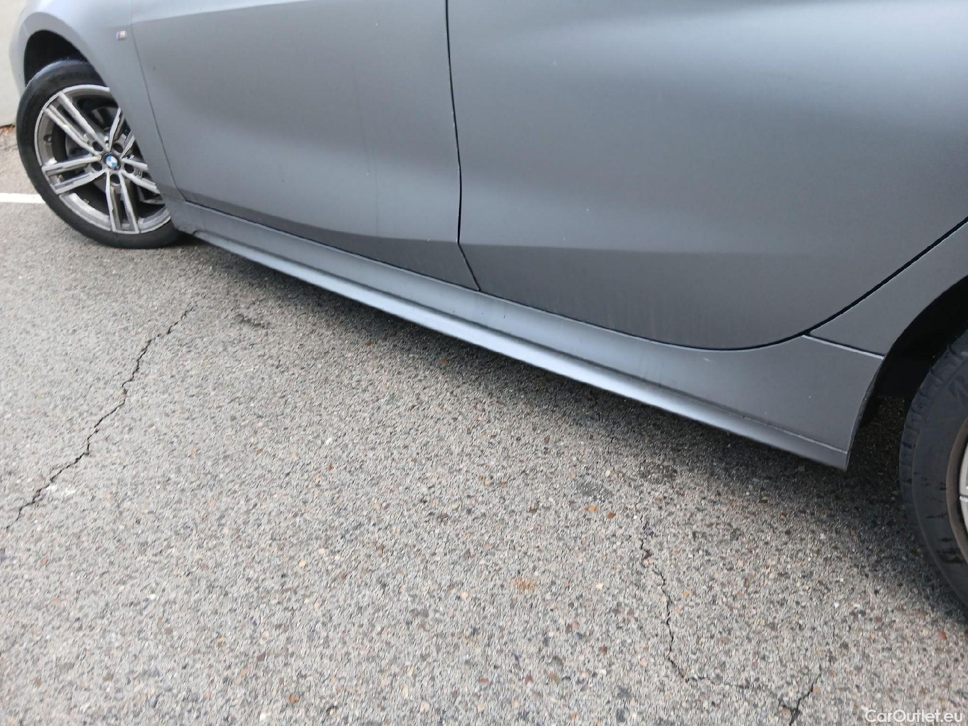  Bmw  Serie 1 BMW  / 2019 / 5P / berlina con portón 118i #14