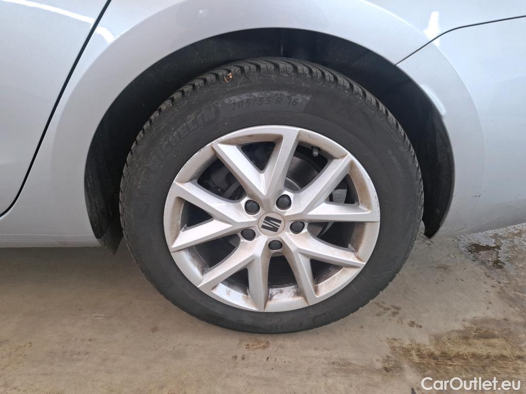  Seat  Leon SEAT  Sportstourer / 2020 / 5P / Break 2.0 TDI 150 DSG S&S Style Business #21