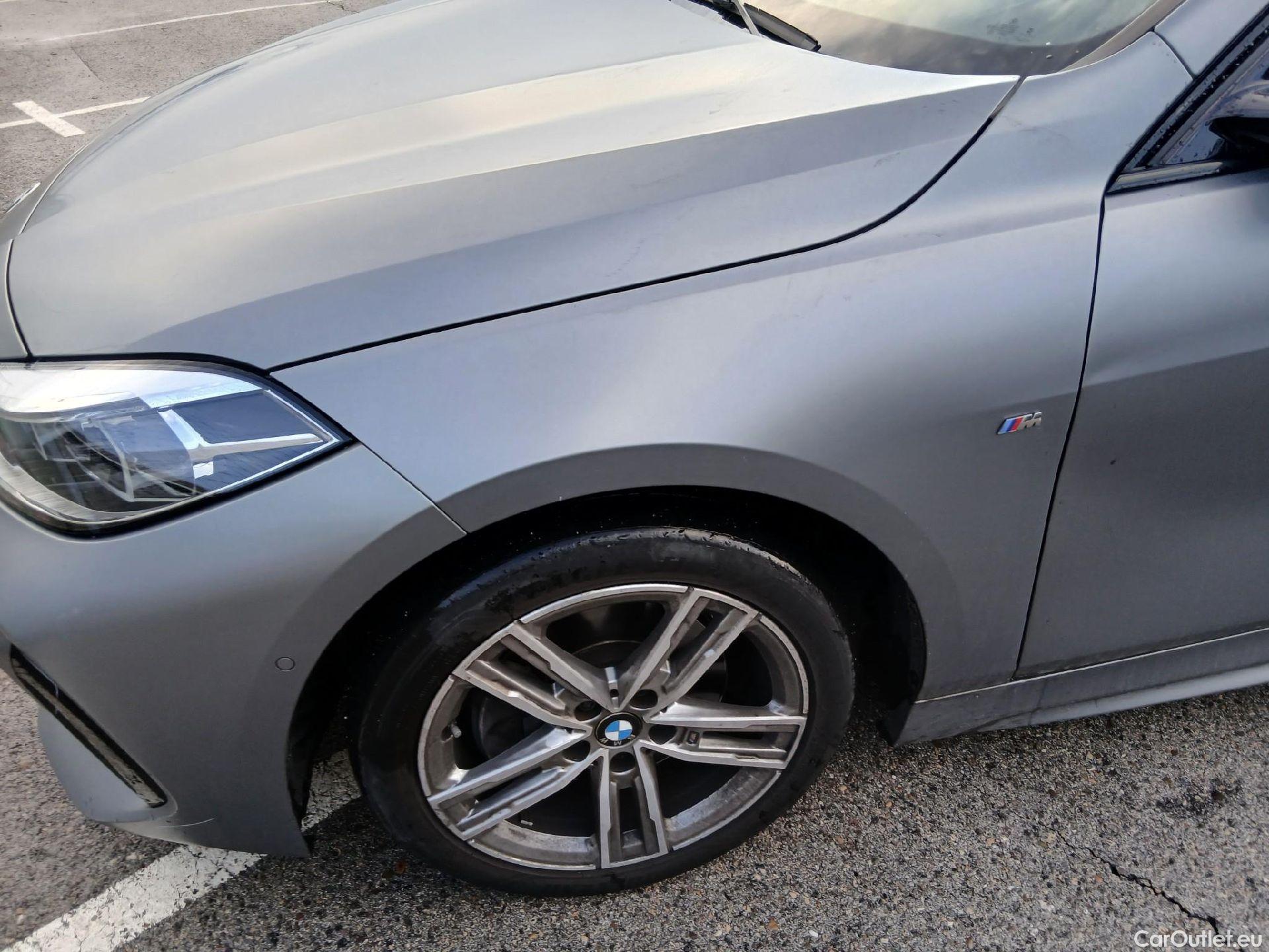  Bmw  Serie 1 BMW  / 2019 / 5P / berlina con portón 118i #11