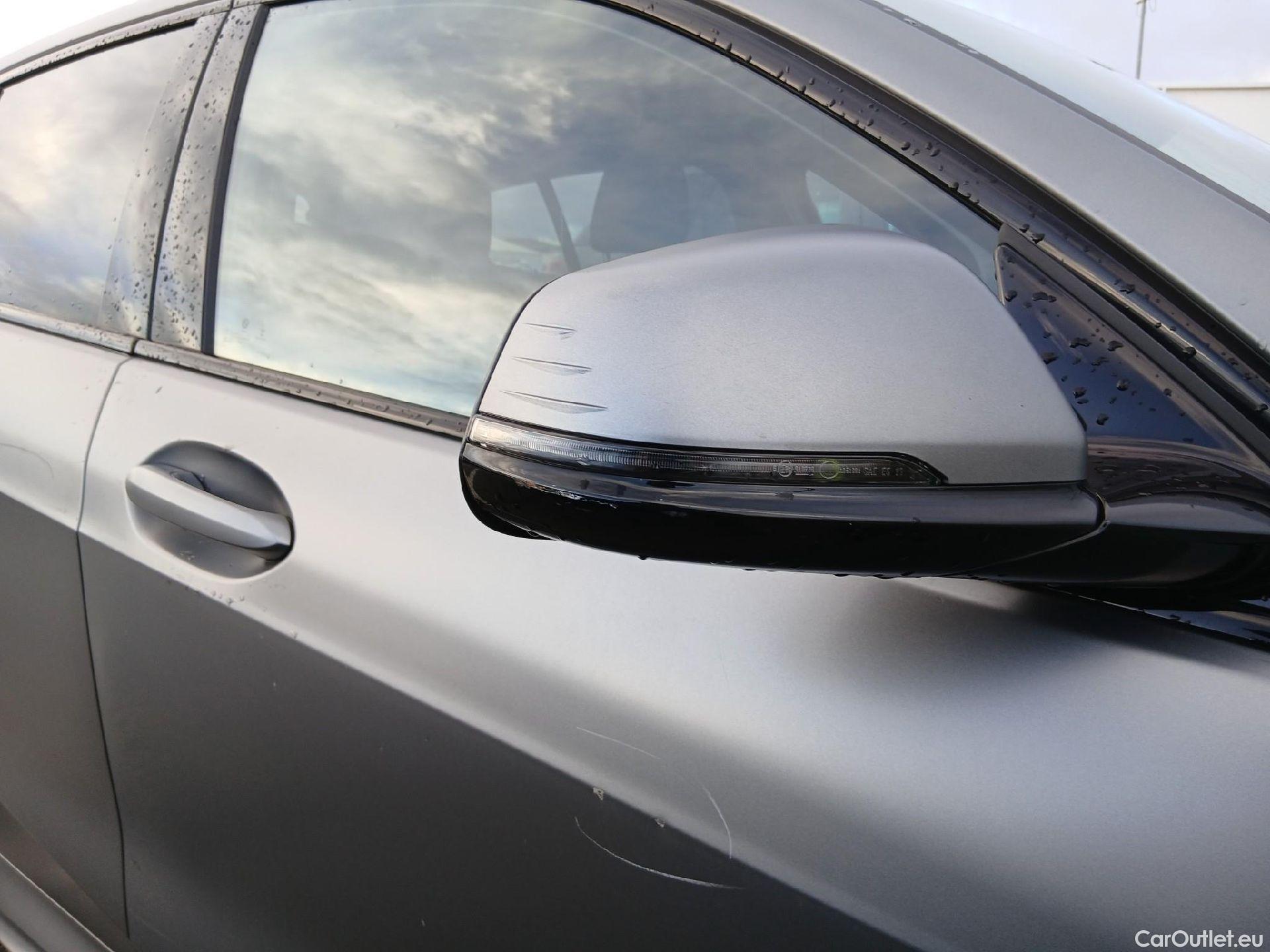  Bmw  Serie 1 BMW  / 2019 / 5P / berlina con portón 118i #39