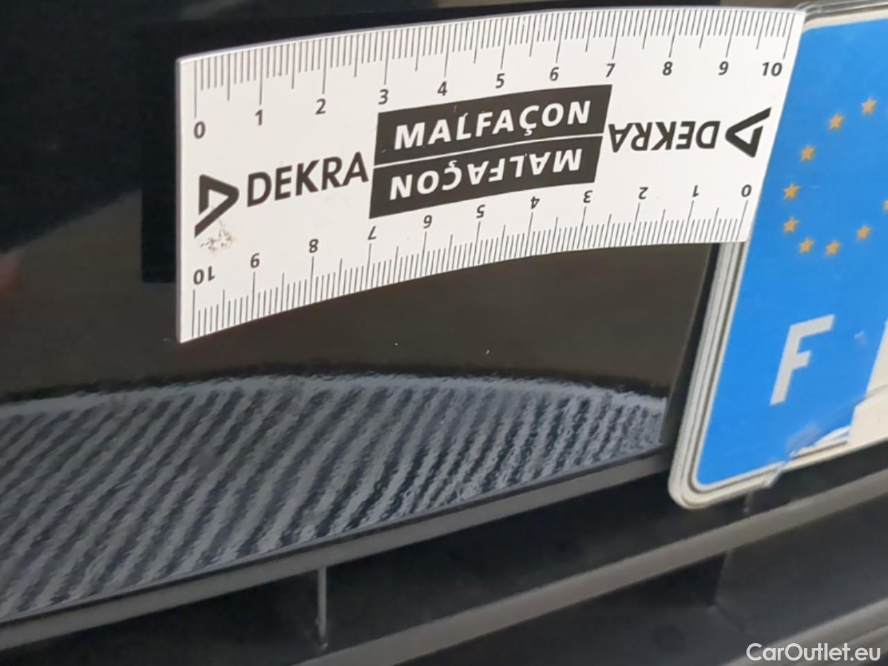  Volkswagen  Polo VOLKSWAGEN  / 2017 / 5P / Berline 1.0 TSI 95 Lounge #8