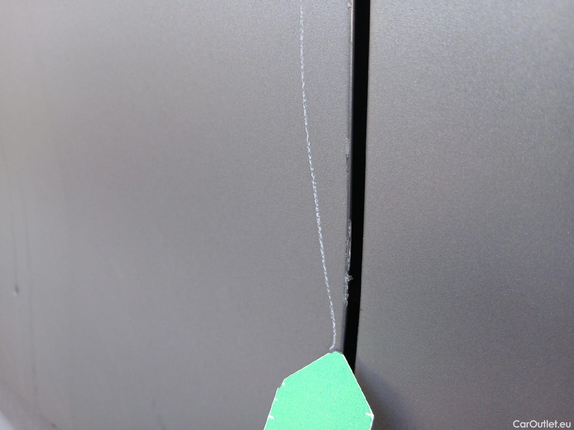  Bmw  Serie 1 BMW  / 2019 / 5P / berlina con portón 118i #16