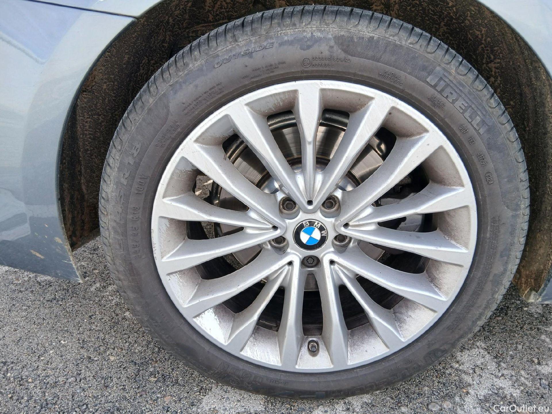  Bmw  Serie 5 BMW  / 2020 / 5P / familiar 520dA Touring #28