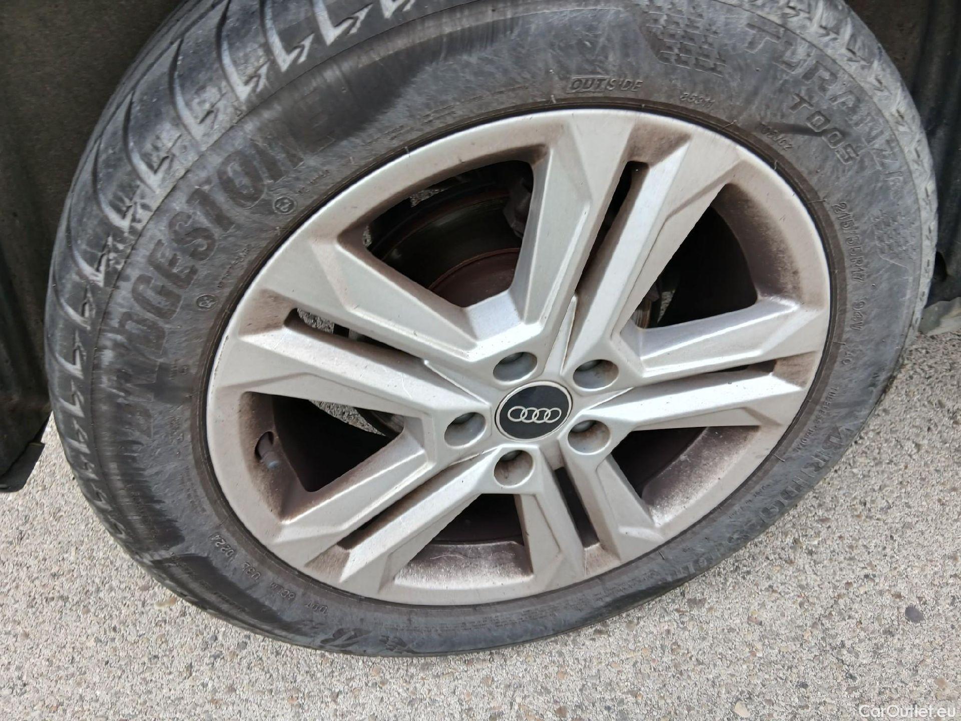  Audi  Q2 AUDI  / 2020 / 5P / todoterreno Advanced 35 TFSI 110kW (150CV) S tronic (AC) #27