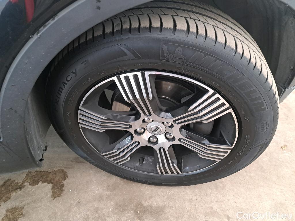  Volvo  XC 40 XC40 Inscription AWD 2.0 T4 190CV BVA8 E6dT #1