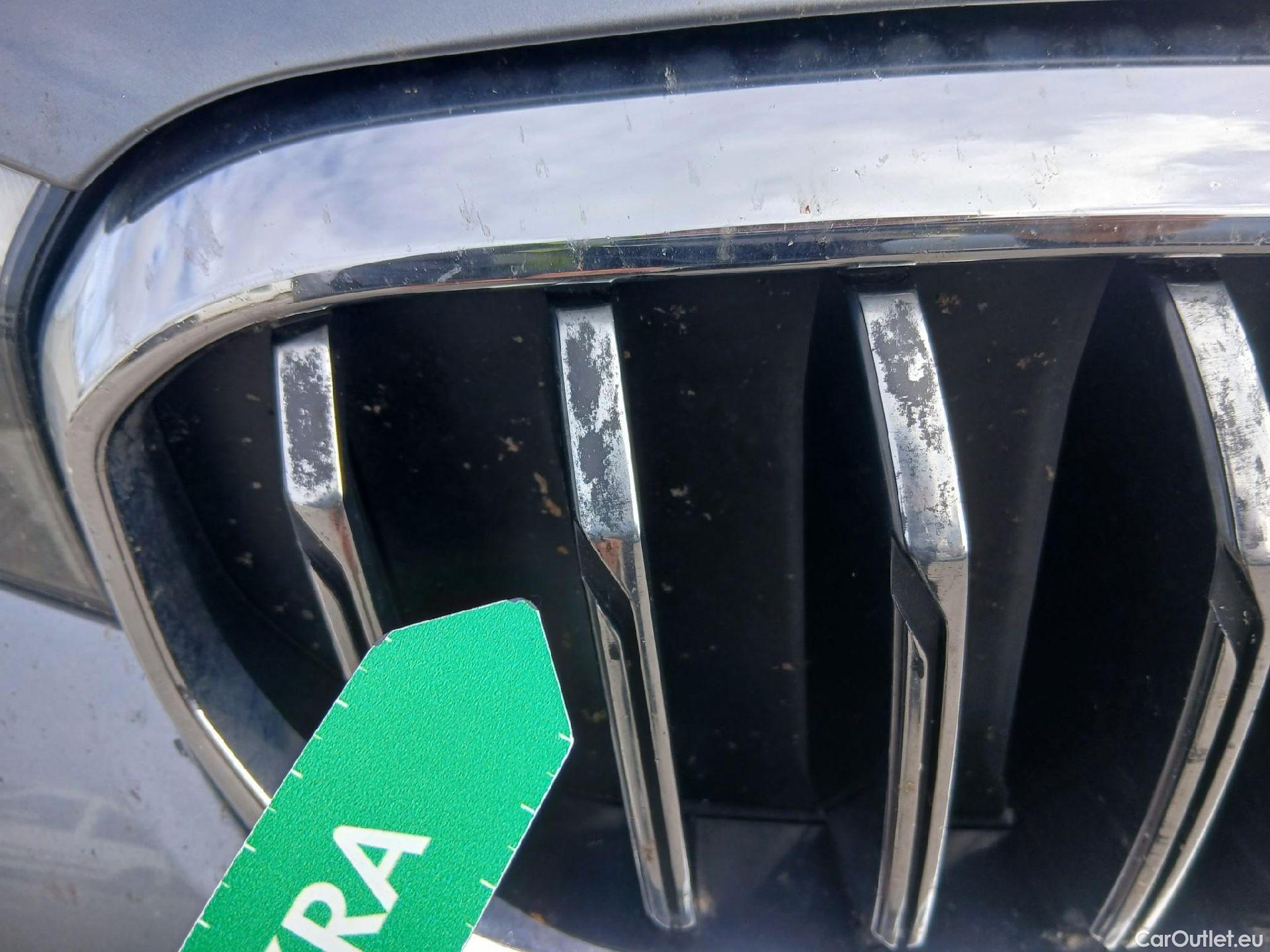  Bmw  Serie 5 BMW  / 2020 / 5P / familiar 520dA Touring #3