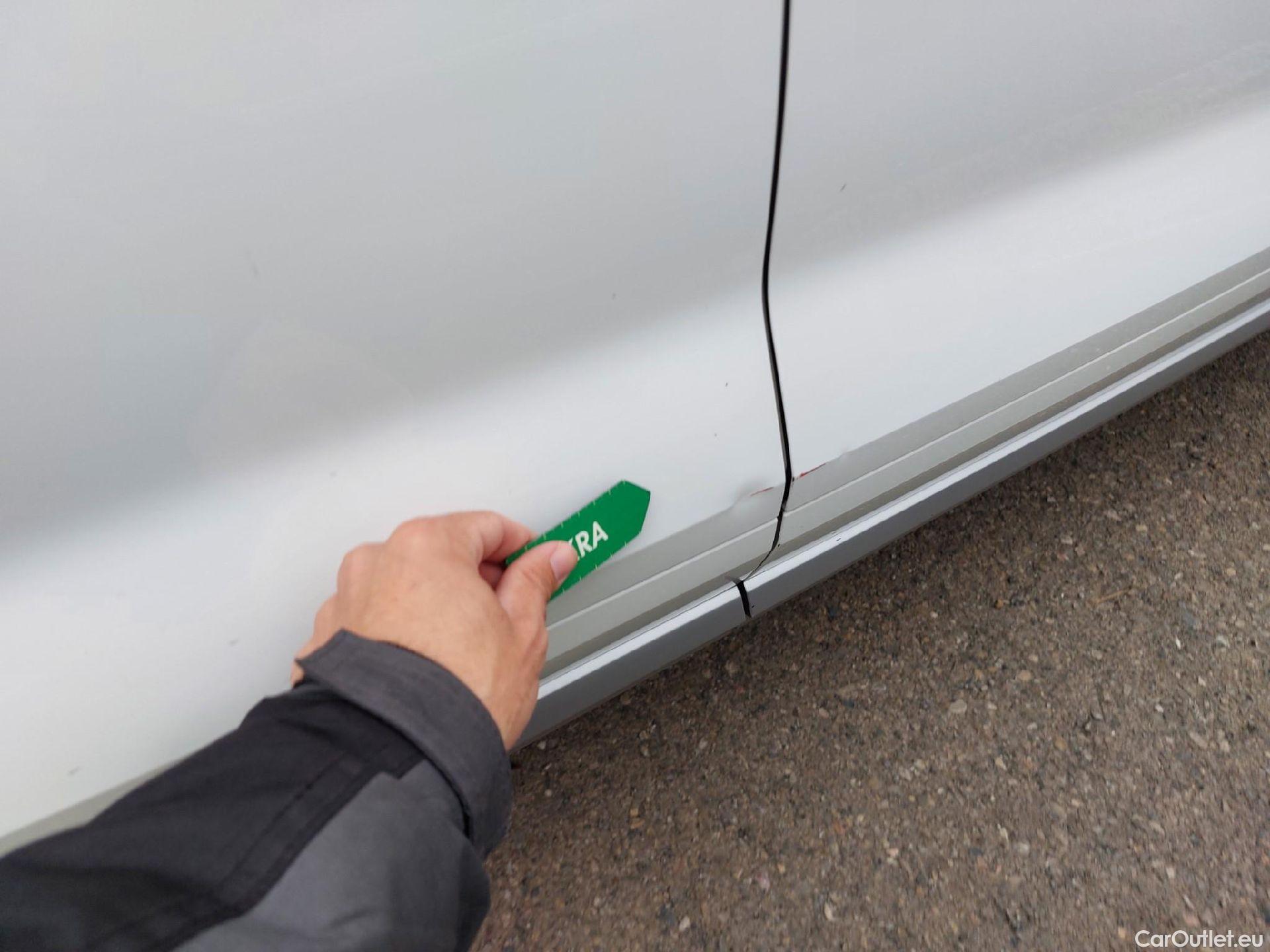  Audi  Q5 AUDI  / 2020 / 5P / todoterreno S Line 50 TFSI e quattro-ultra #28