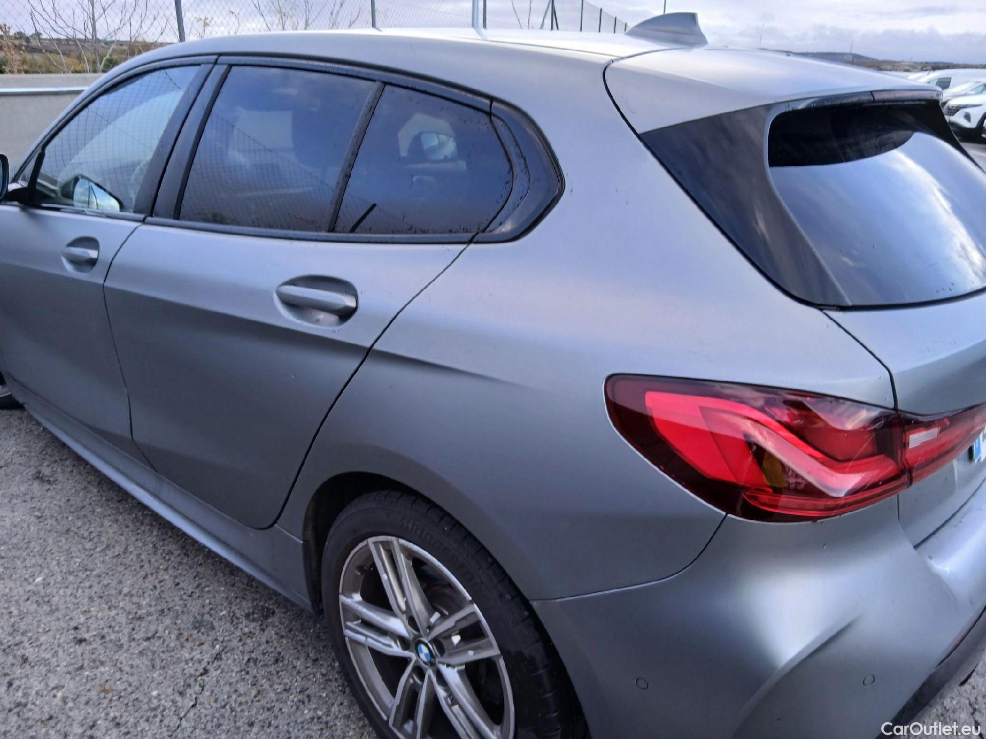  Bmw  Serie 1 BMW  / 2019 / 5P / berlina con portón 118i #20