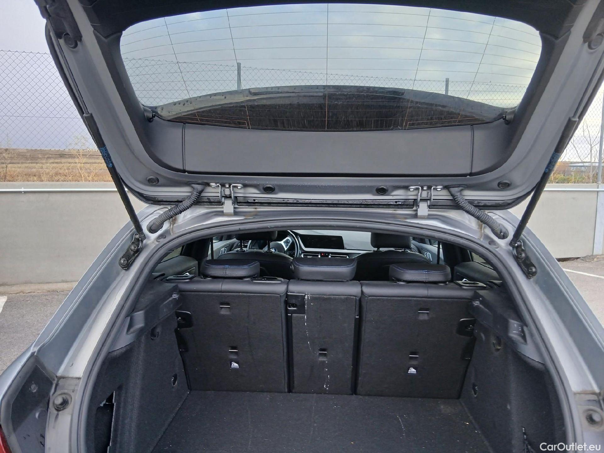  Bmw  Serie 1 BMW  / 2019 / 5P / berlina con portón 118i #27