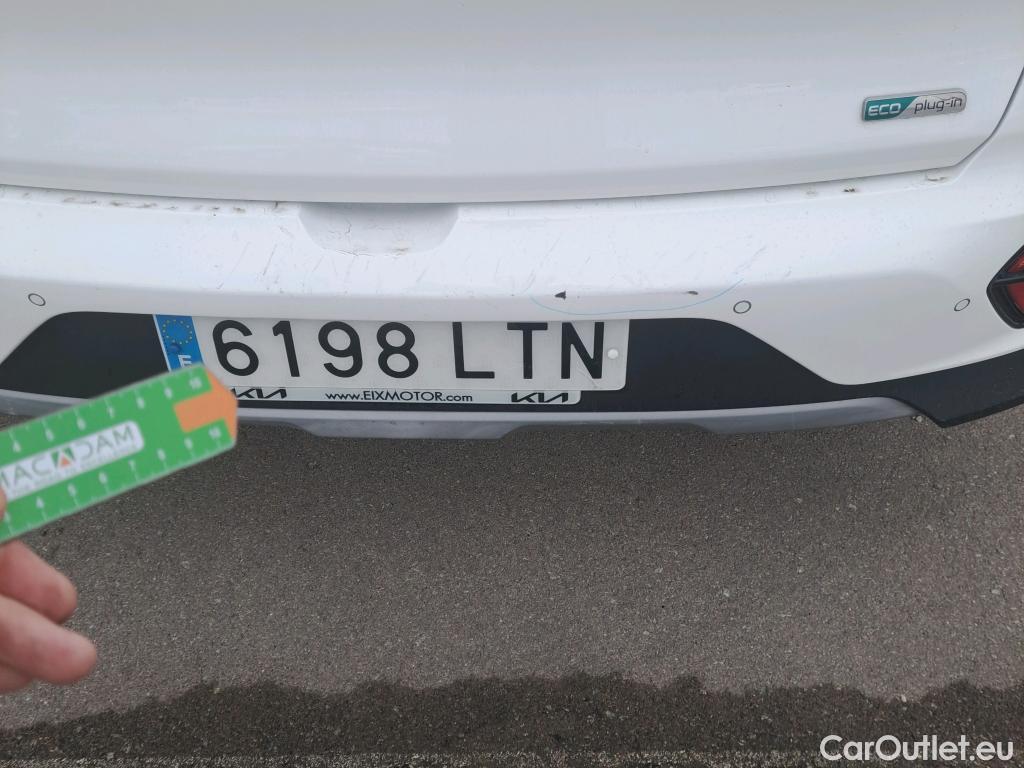  KIA  Niro KIA  / 2019 / 5P / crossover 1.6 GDi PHEV 104kW (141CV) Drive #17