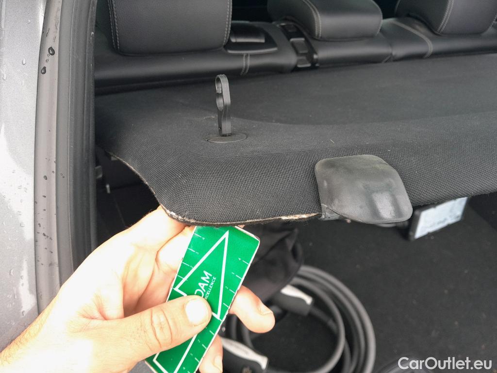  Mercedes  A-Klasse MERCEDES-BENZ Clase A / 2018 / 5P / berlina con portón A 250 e #11