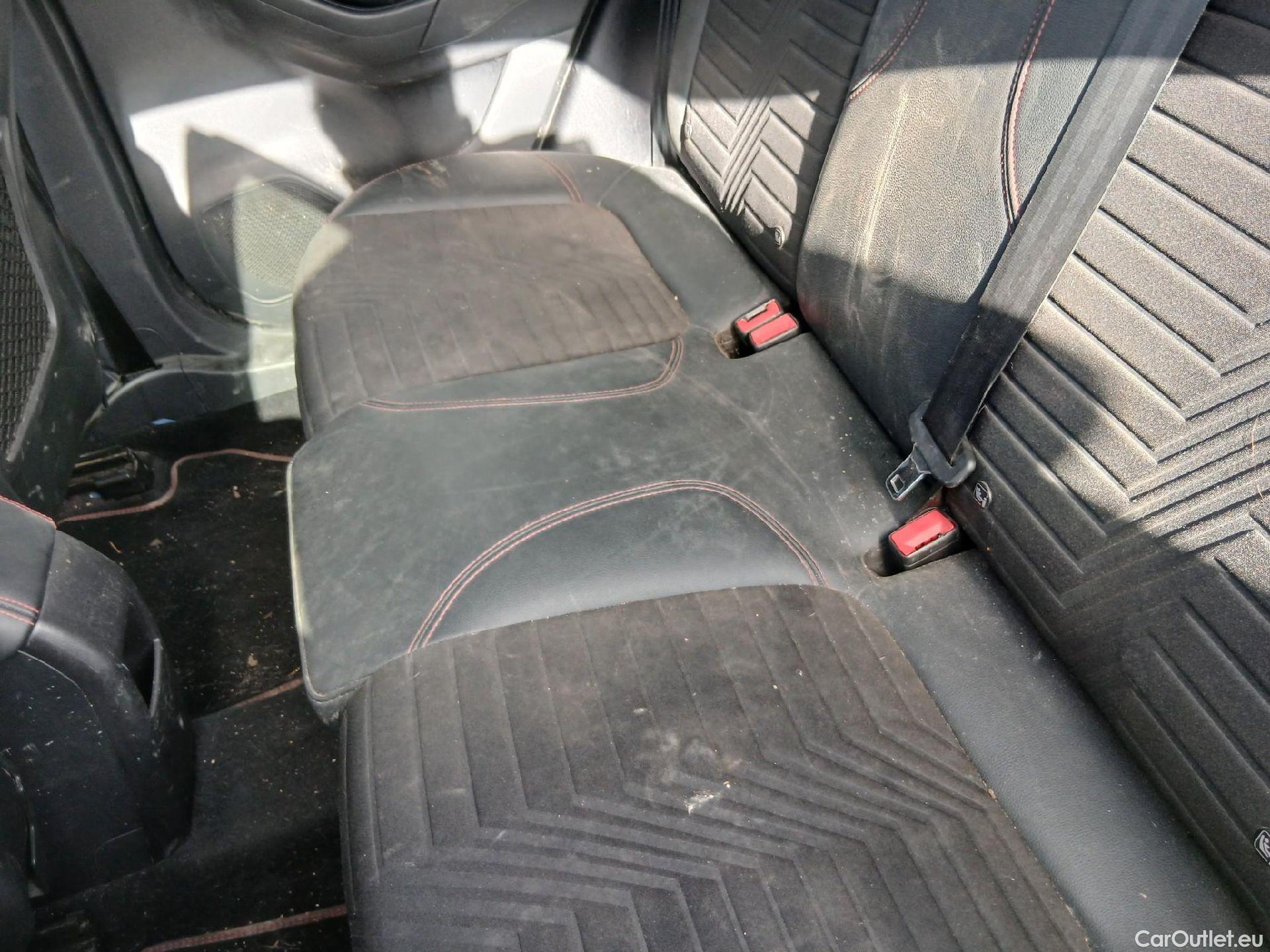  Ford  Puma FORD  / 2019 / 5P / todoterreno 1.0 EcoBoost 125cv ST-Line X MHEV #27