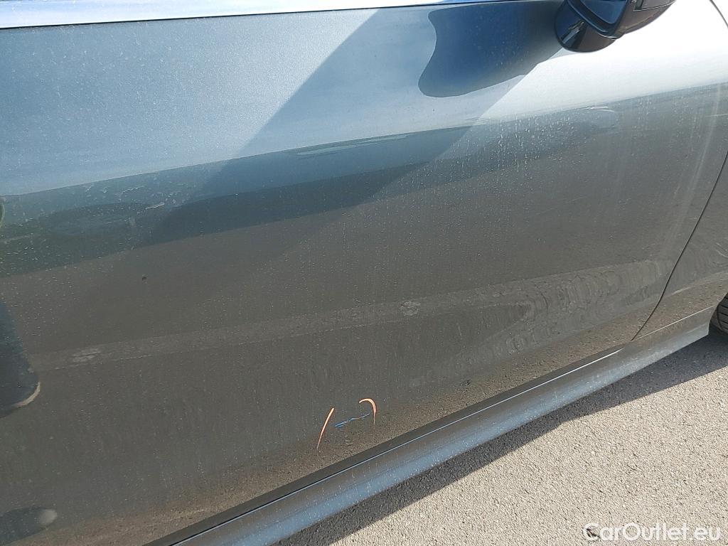  Mercedes  E-Klasse MERCEDES-BENZ Clase E / 2016 / 2P / coupé Coupé E 220 d #1