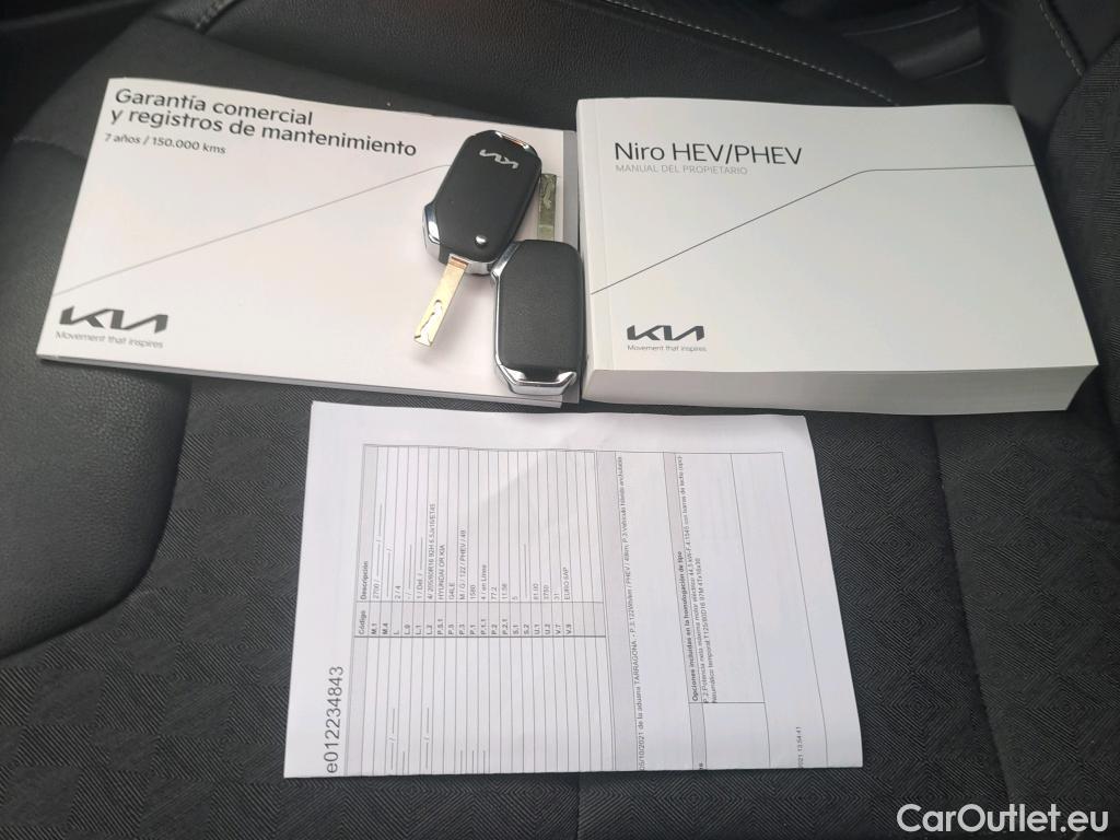  KIA  Niro KIA  / 2019 / 5P / crossover 1.6 GDi PHEV 104kW (141CV) Drive #11