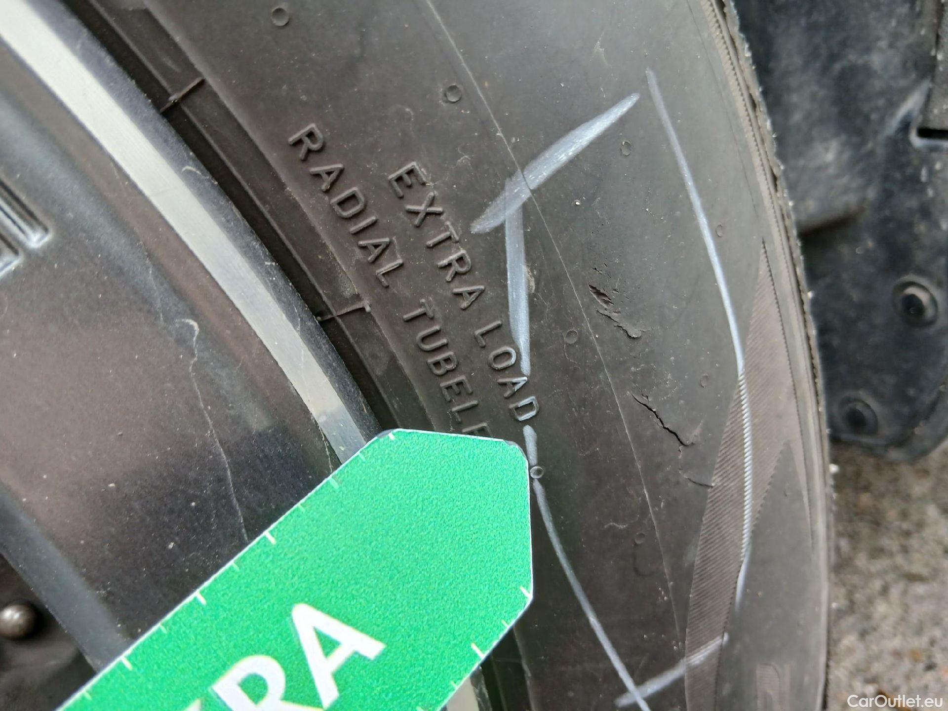  Mercedes  G-Klasee MERCEDES-BENZ GLC Coupé / 2019 / 5P / coupé GLC 300 de 4MATIC #17