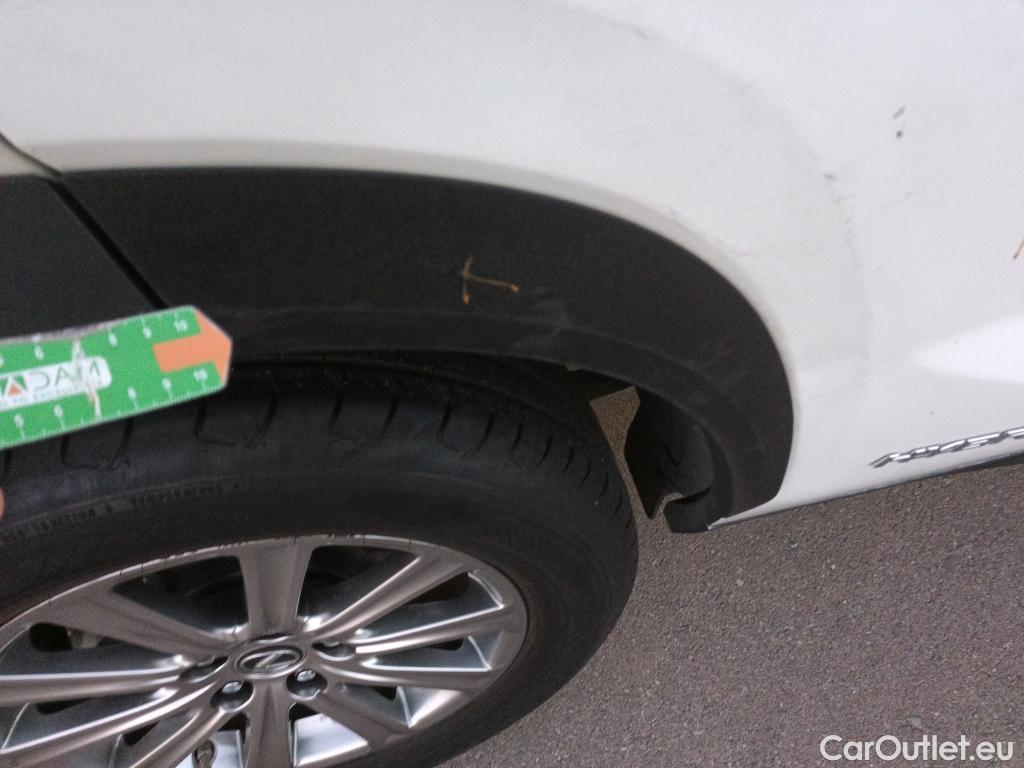  Lexus  NX LEXUS  / 2017 / 5P / todoterreno 2.5 300h Business Navigation 2WD #25