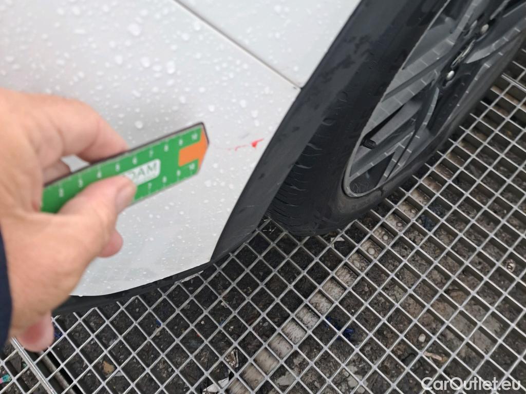  Hyundai  Bayon HYUNDAI  / 2021 / 5P / todoterreno 1.0 TGDI 88kW (120CV) 48V Style DCT 2C #24