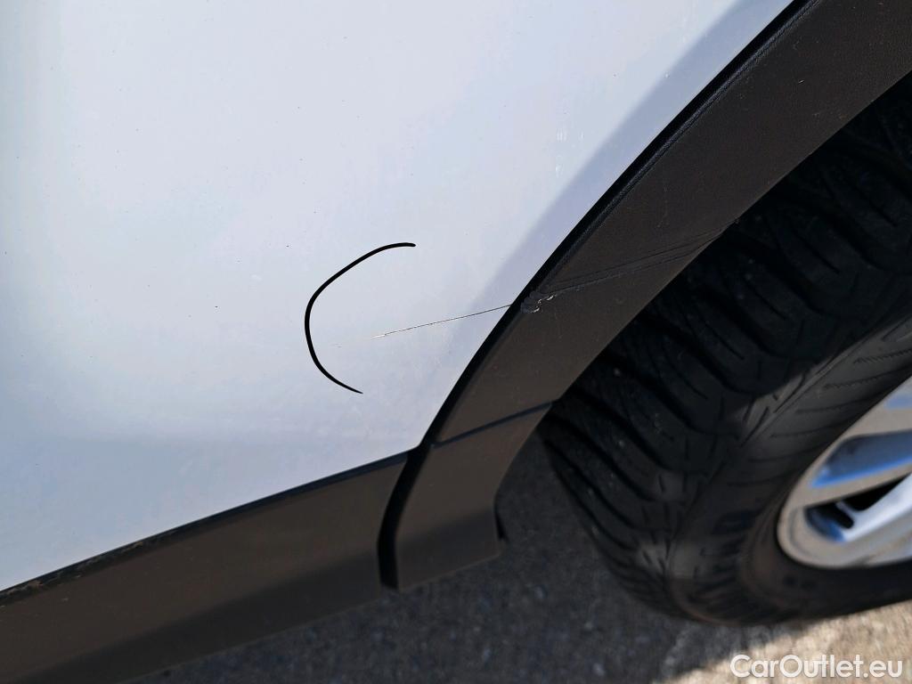  Ford  Kuga FORD  / 2016 / 5P / todoterreno 1.5 EcoBoost 88kW 4x2 Trend+ (CX) #8